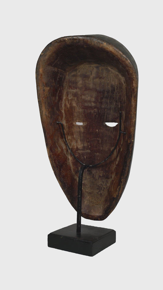 Masque Kwele 01 – Symbole de paix et de cohésion (Collection Héritage)