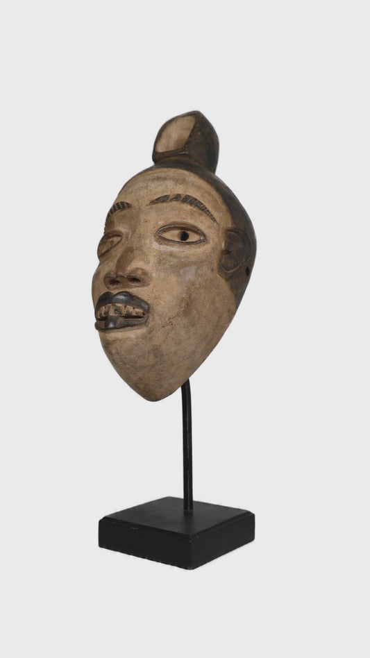 Masque Kisi Kongo – Témoignage rituel et ancestral (Collection Héritage)