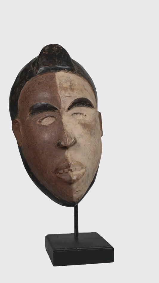 Masque Vili 01 Congo  – Héritage rituel et identité spirituelle ( Collection Héritage)