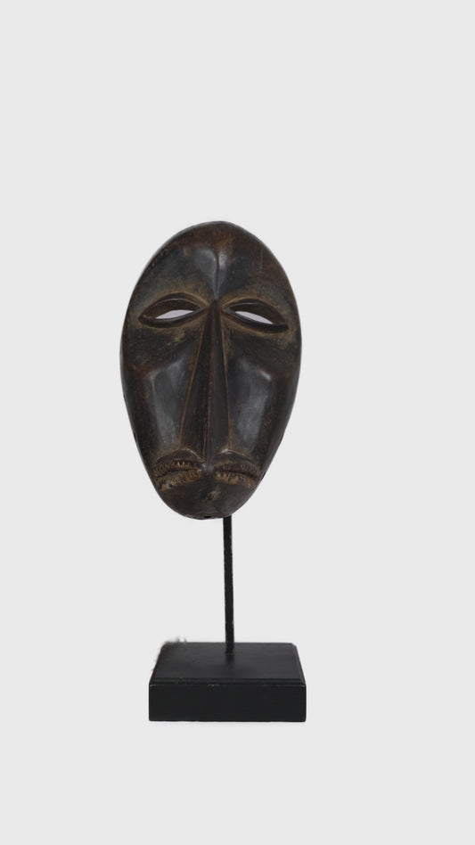 Masque  Dan 01 – Art sacré de Côte d’Ivoire ( Collection Héritage)
