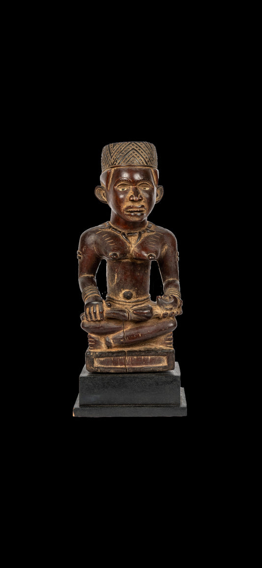 Statue de maternité Kongo 01 – Héritage sacré du peuple Kongo , Collection Prestige (Prix sur demande)