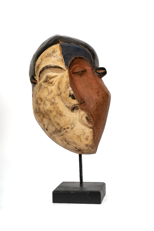 Masque rituel “Maladie” 01 – Dualité de l’existence et quête d’équilibre (Collection Héritage)