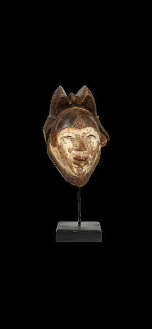Pounou Brown Gabon Mask – Ritual Heritage and Timeless Beauty Prestige Collection (Price on request)