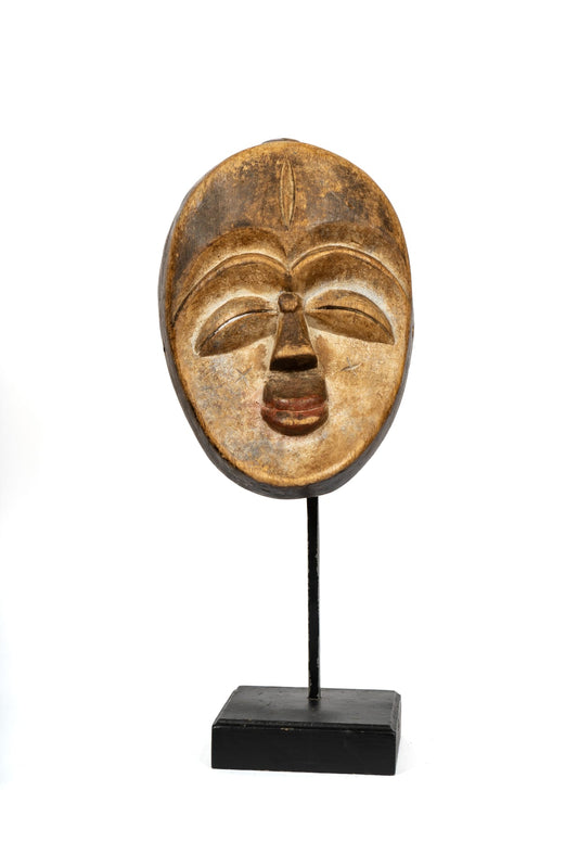 Masque Kwele 02 – Symbole d’harmonie et de lumière (Collection Héritage)